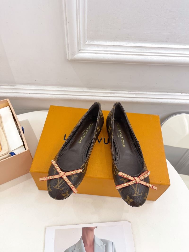 Louis Vuitton Flat Shoes